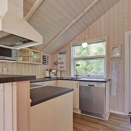 Two-bedroom Holiday In * Hals